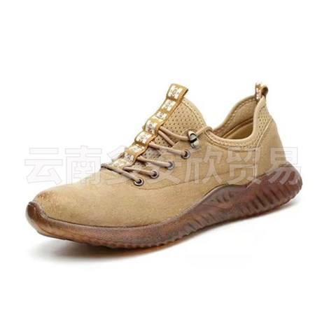 多安欣劳保用品厂家分享选择质量良好的劳保鞋的方法
